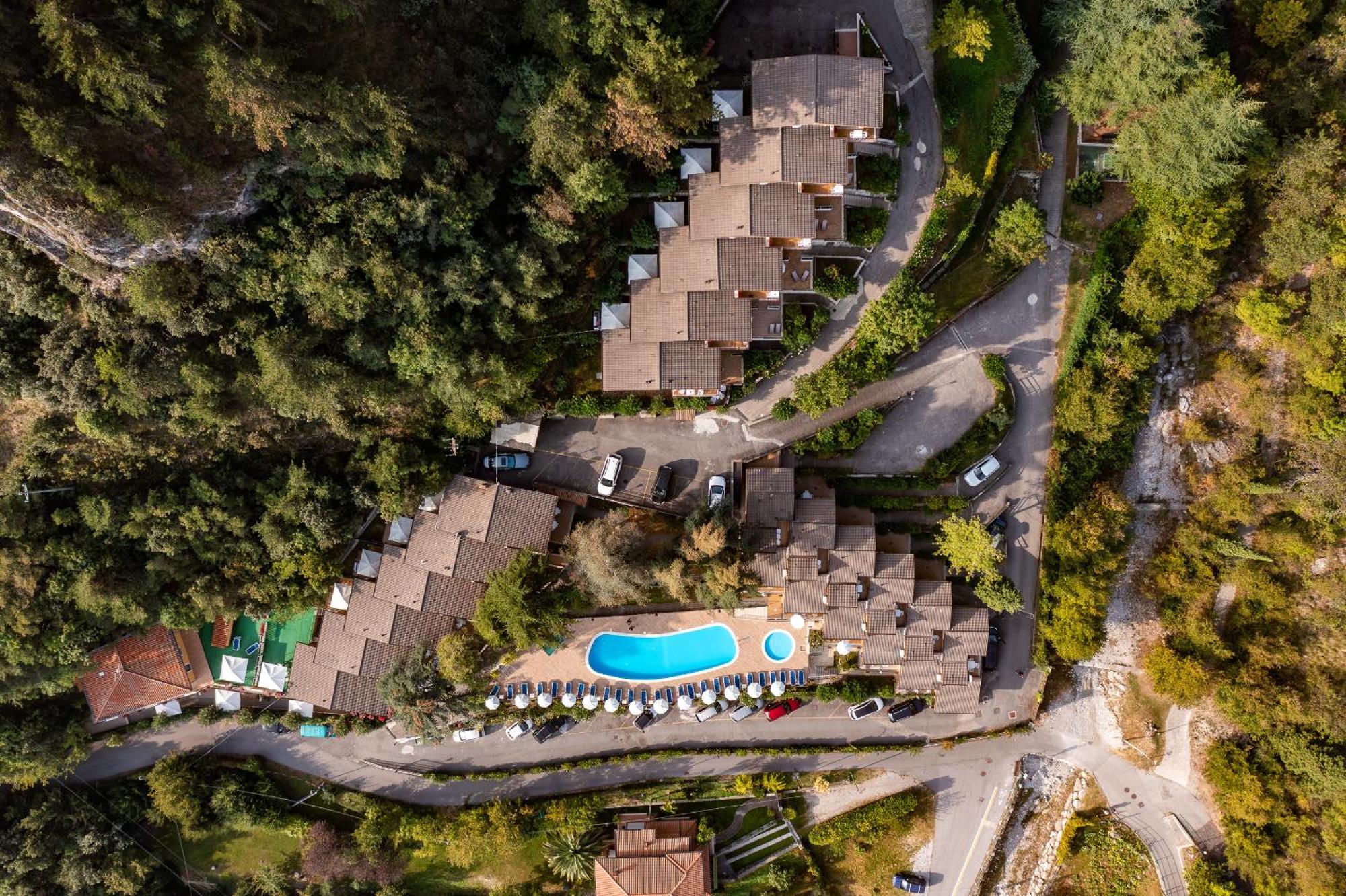 Residence Oasi Limone sul Garda Exteriör bild