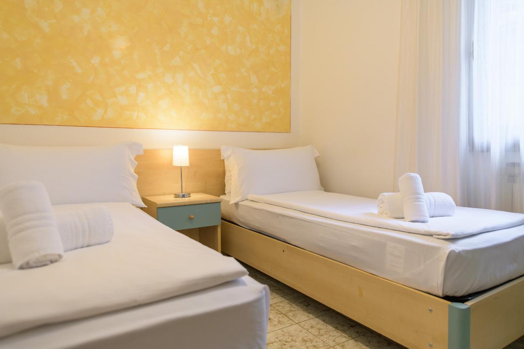 Residence Oasi Limone sul Garda Exteriör bild